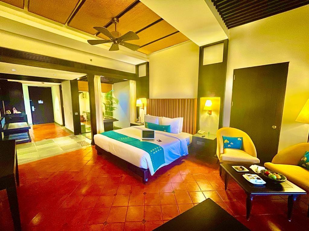 Plumeria Lake Resort & Spa Vayalār 外观 照片