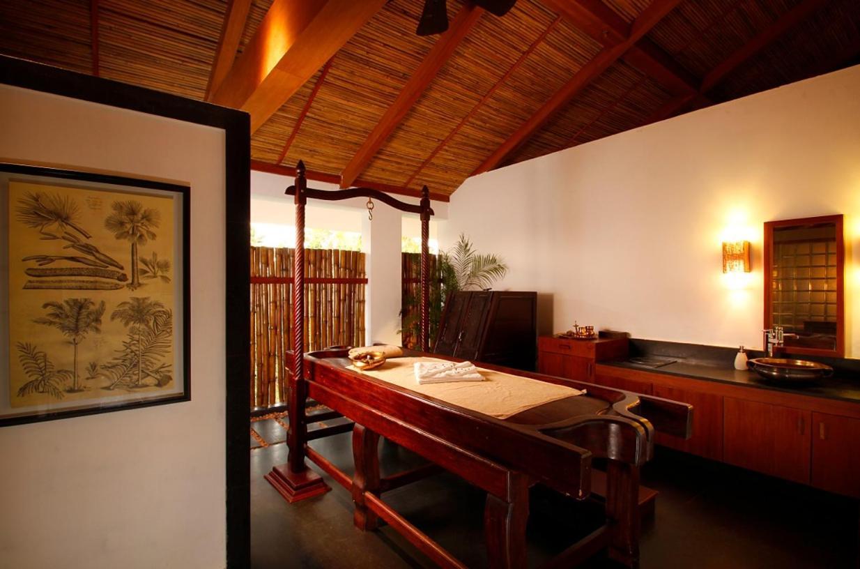 Plumeria Lake Resort & Spa Vayalār 外观 照片