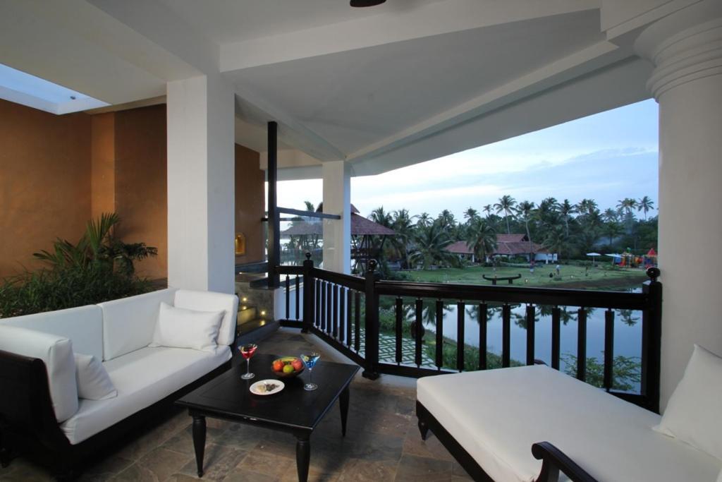 Plumeria Lake Resort & Spa Vayalār 外观 照片