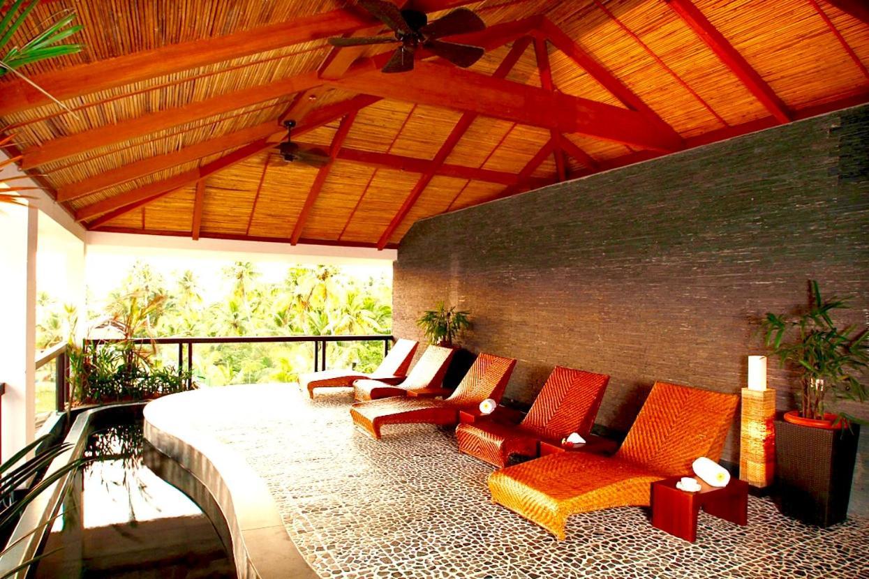 Plumeria Lake Resort & Spa Vayalār 外观 照片